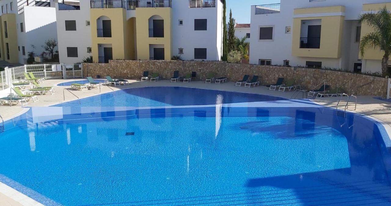 Paz Em Resort De Luxo. Cabanas De Tavira Eksteriør billede